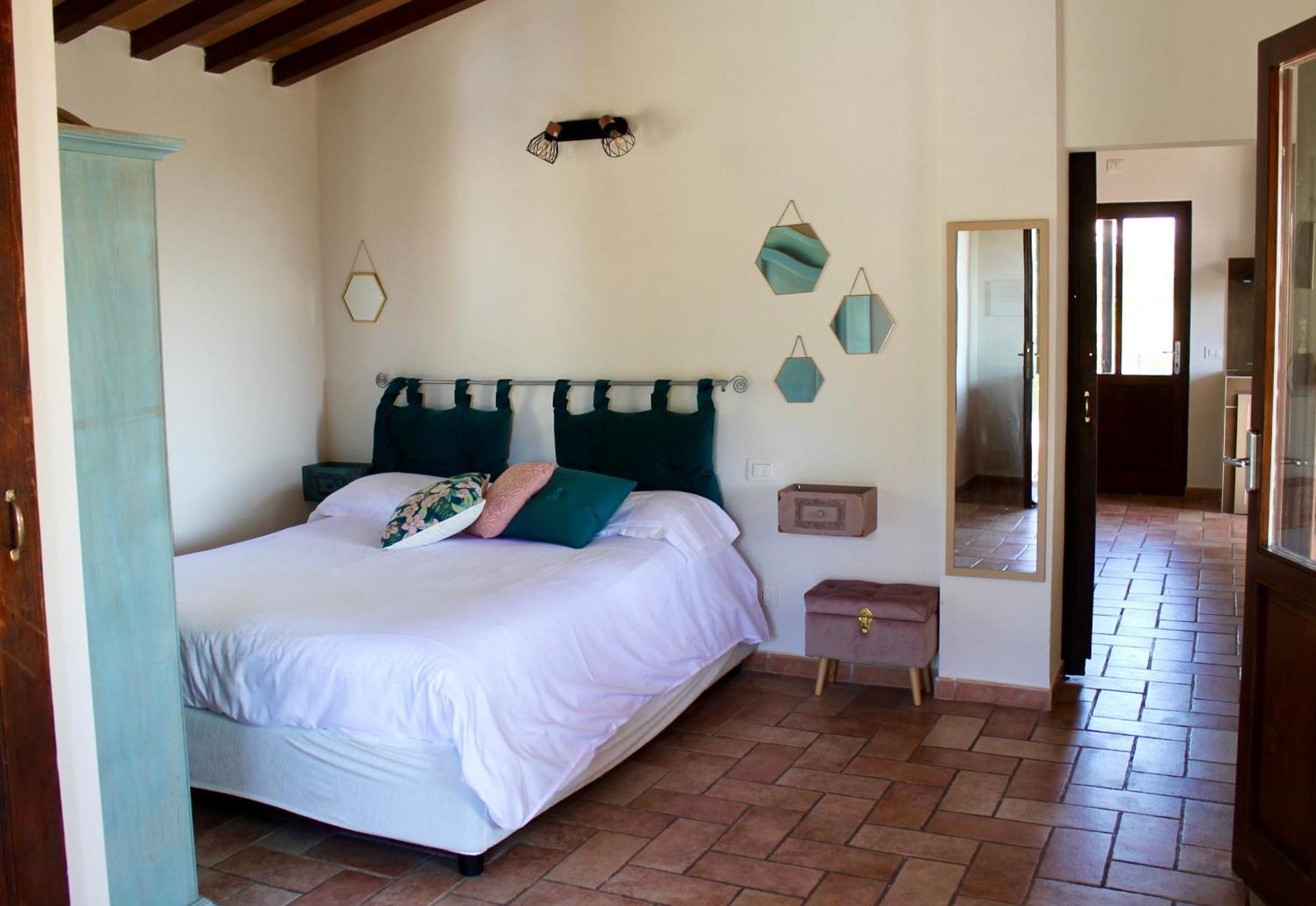 Agriturismo Suite Del Conte サン·ヴィンチェンツォ エクステリア 写真