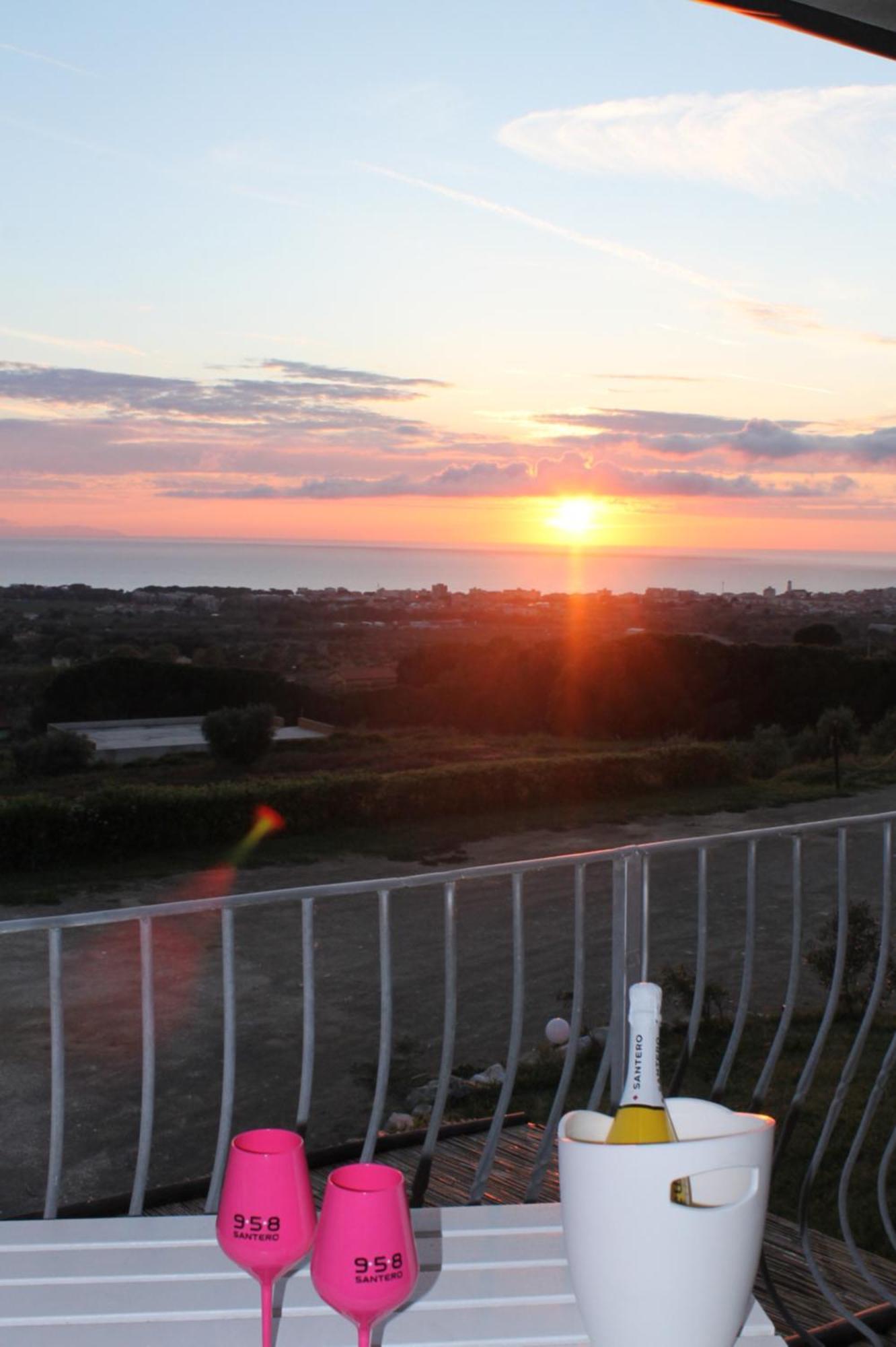 Agriturismo Suite Del Conte サン·ヴィンチェンツォ エクステリア 写真